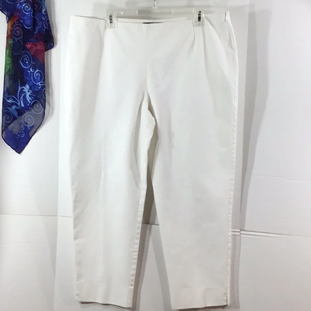 Lafayette 148 New York sophisticated white